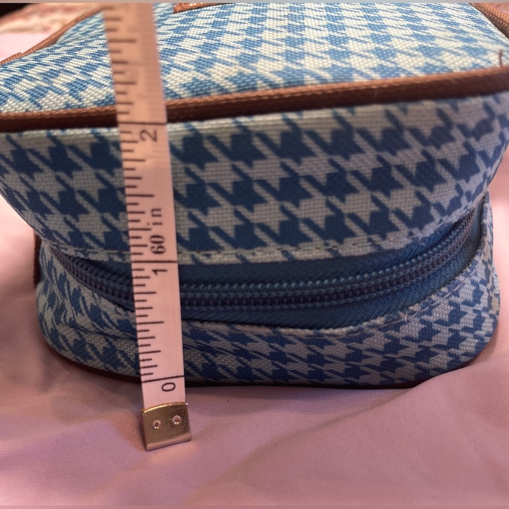 Martha Steward 2 in 1 Foldable Travel Pet Bowl Set NEW - Picture 4 of 12